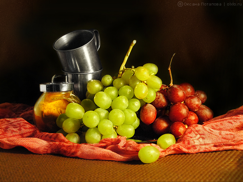 Фотонатюрморт с виноградом